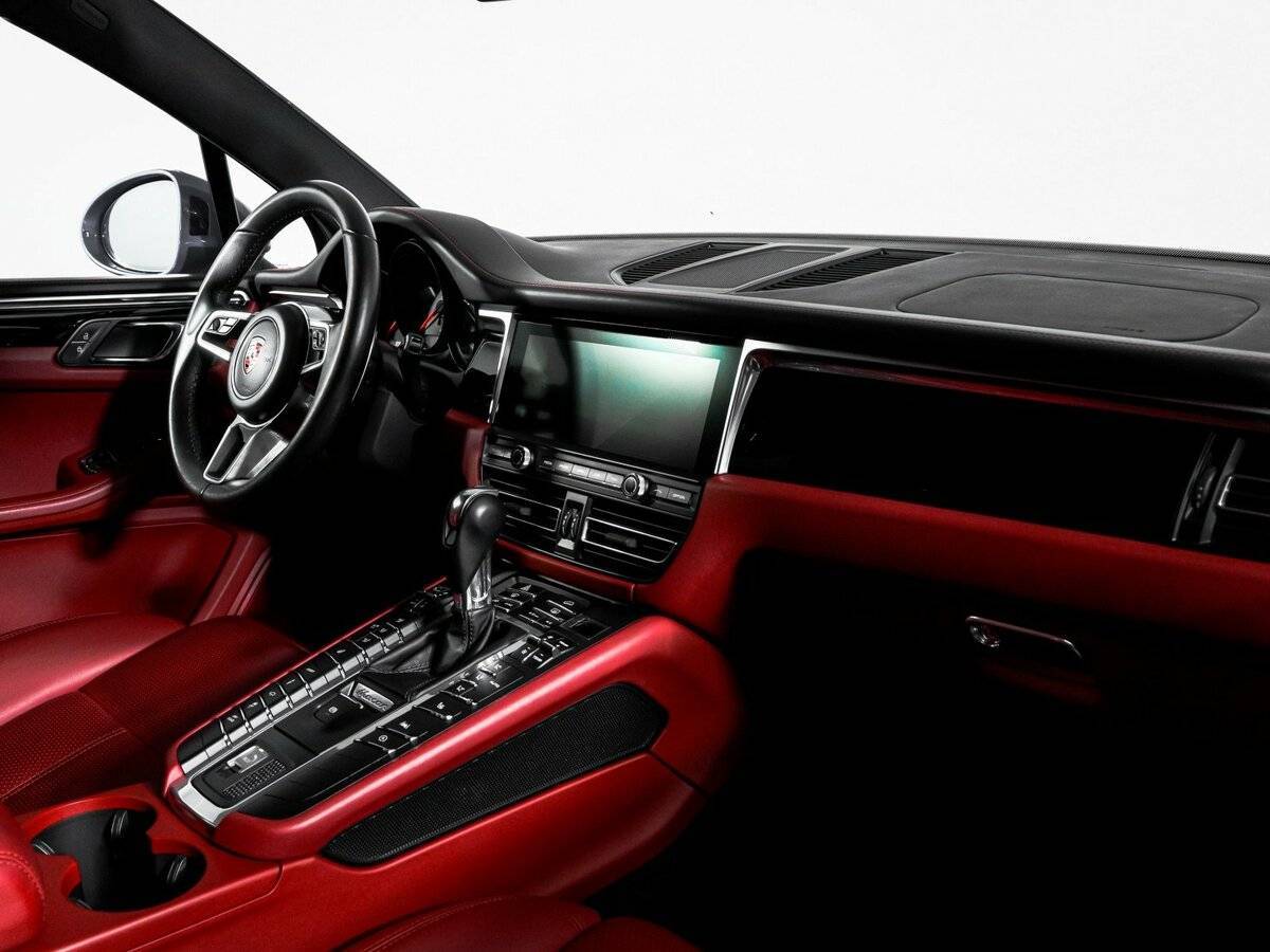 Porsche Macan с пробегом — 2019 год. Фото: #8