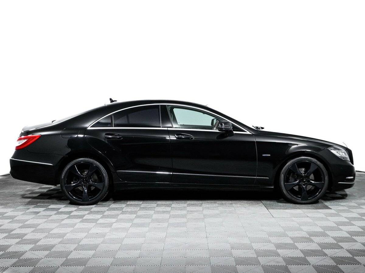 Mercedes-Benz CLS с пробегом — 2012 год. Фото: #3
