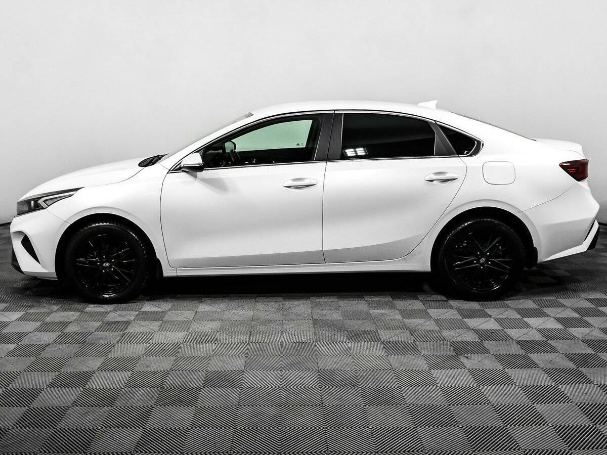 Kia Cerato с пробегом — 2022 год. Фото: #7