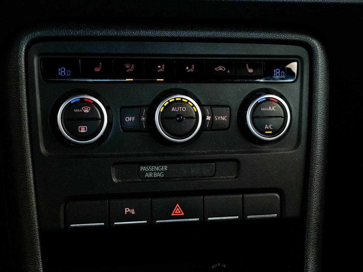 Volkswagen Beetle с пробегом — 2013 год. Фото: #16