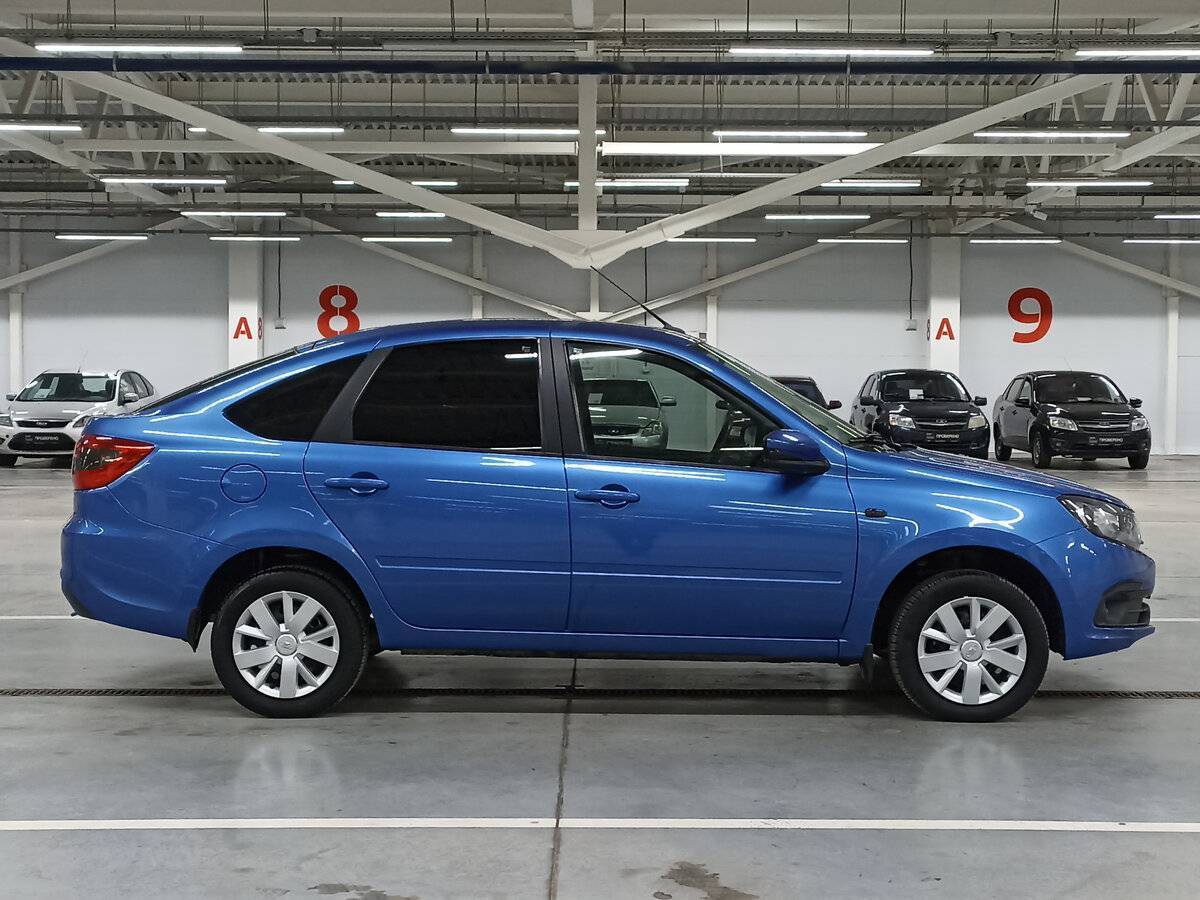 Lada (ВАЗ) Granta с пробегом — 2021 год. Фото: #3