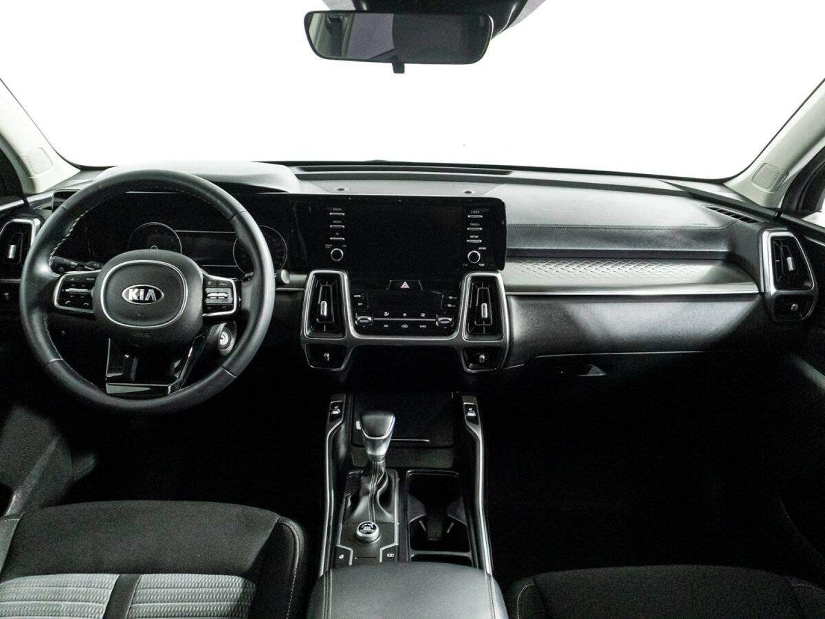 Kia Sorento с пробегом — 2021 год. Фото: #10