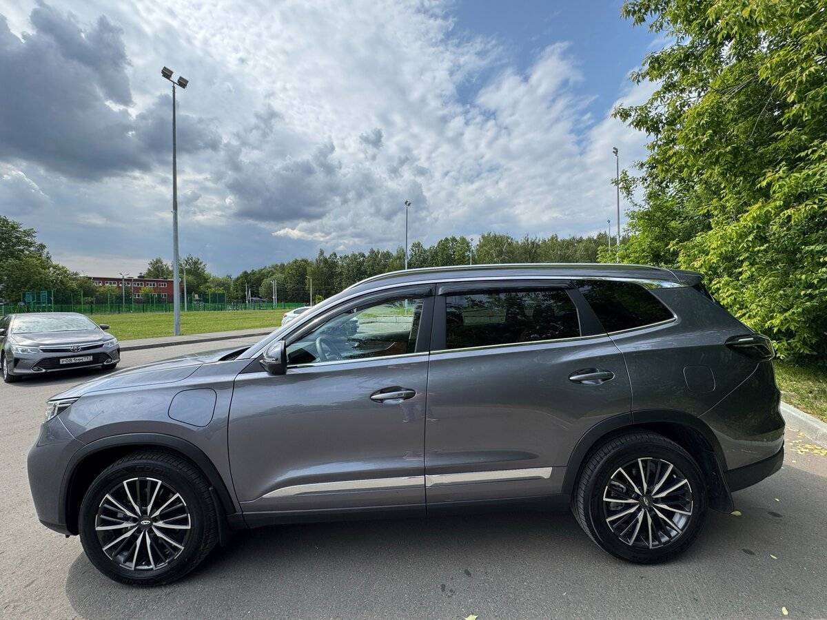 Chery Tiggo 8 Pro e+ с пробегом — 2023 год. Фото: #5