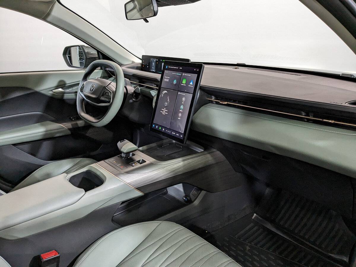 Changan Lamore с пробегом — 2023 год. Фото: #12