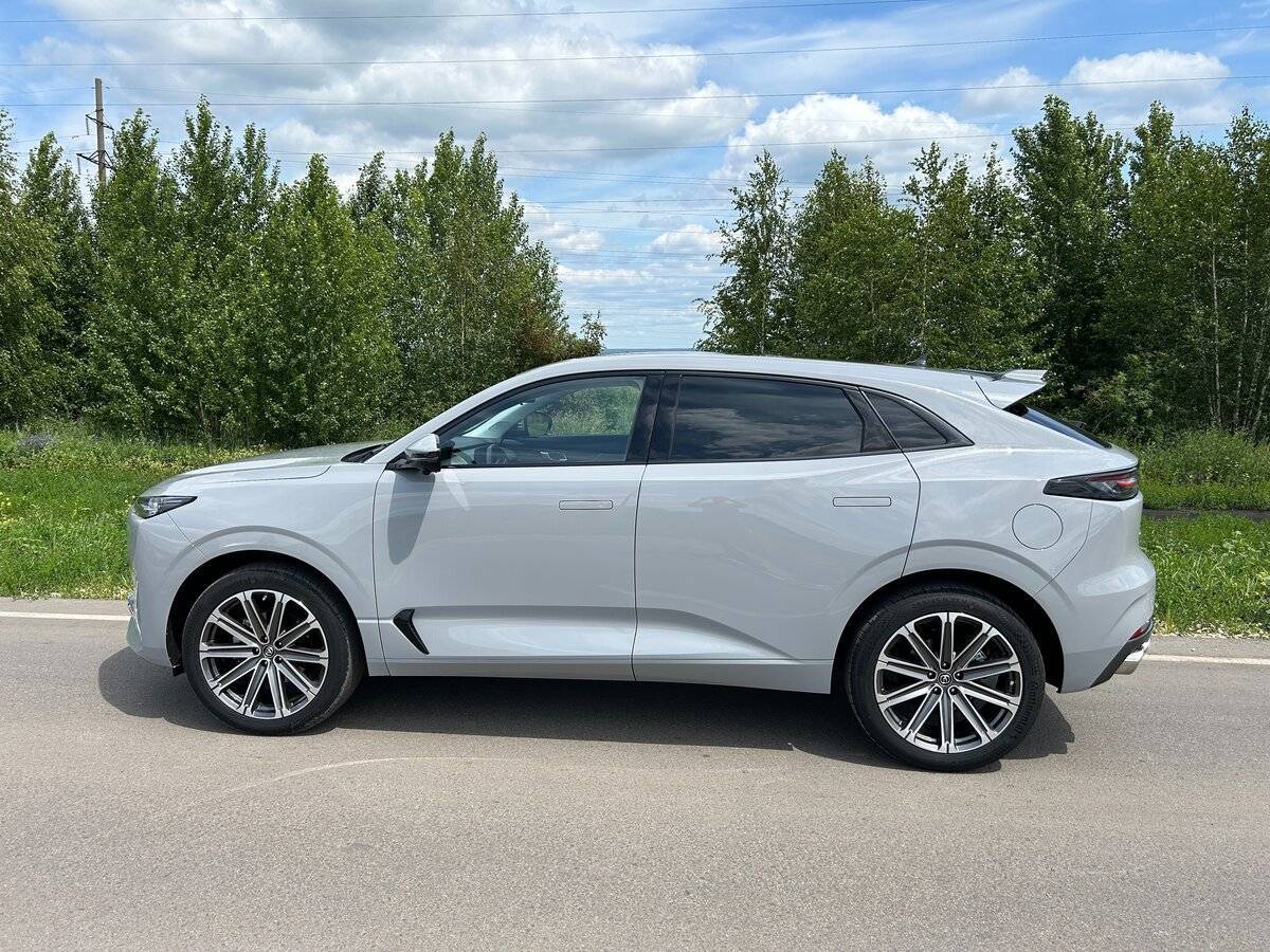 Changan UNI-K с пробегом — 2024 год. Фото: #2