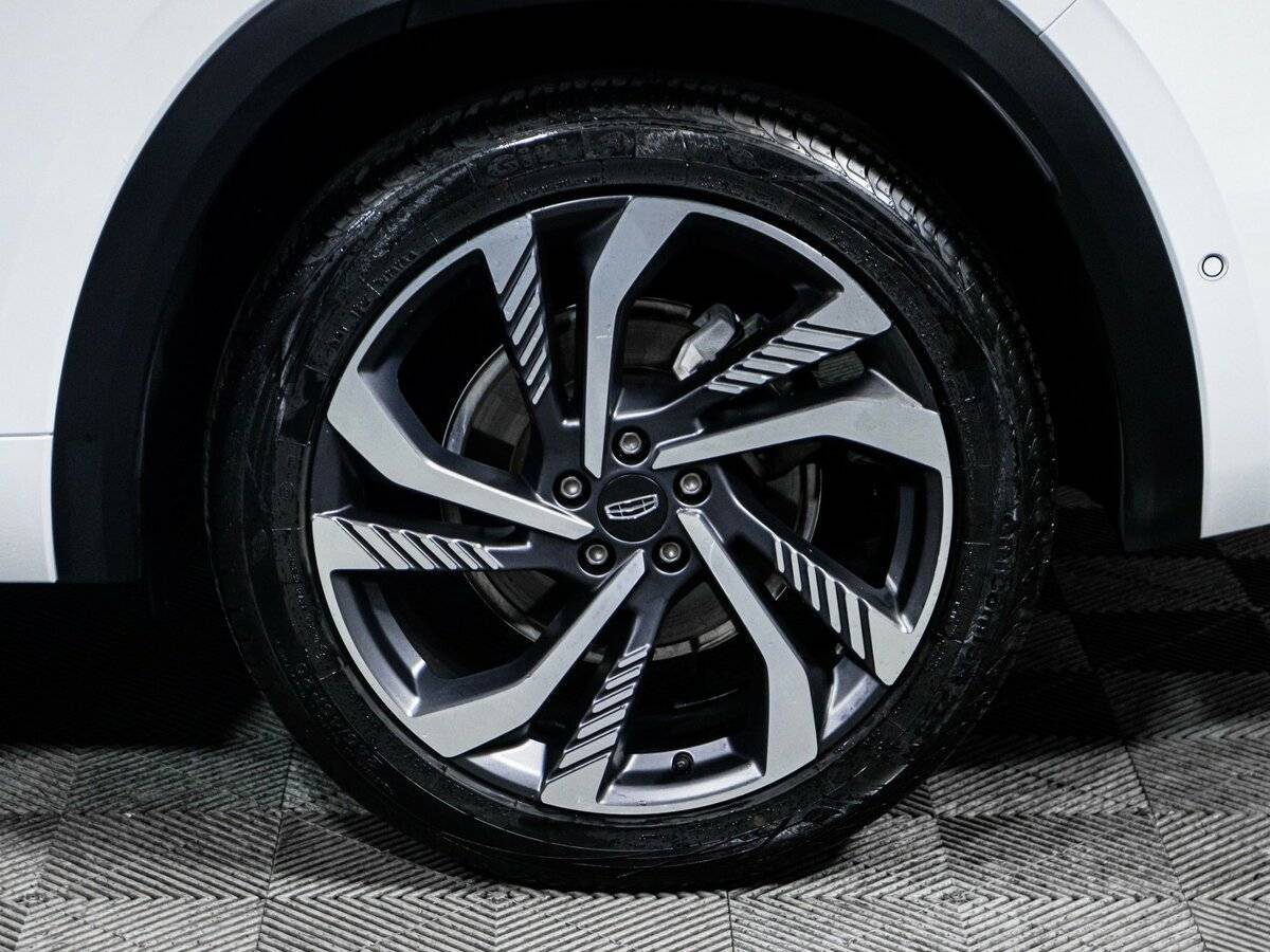 Geely Monjaro с пробегом — 2023 год. Фото: #14