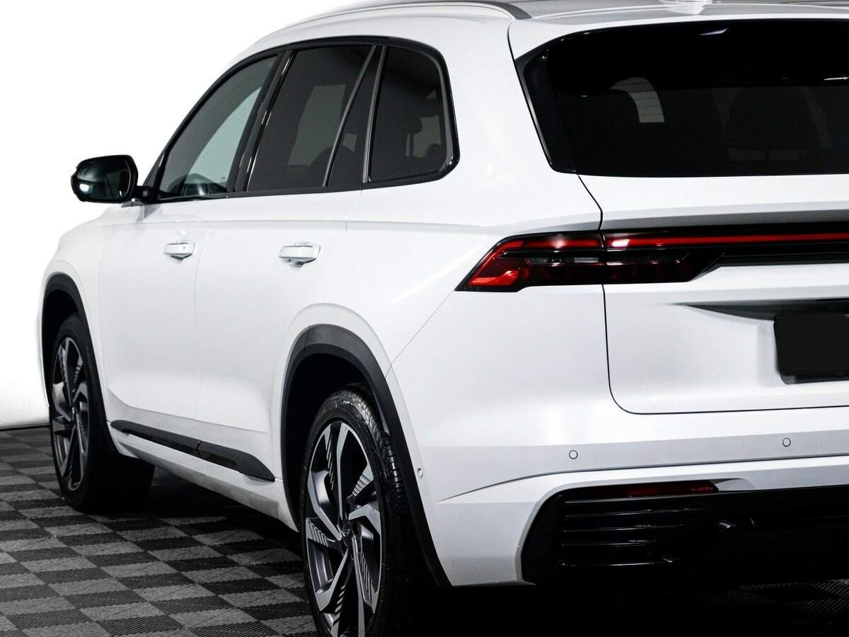 Geely Monjaro с пробегом — 2023 год. Фото: #19