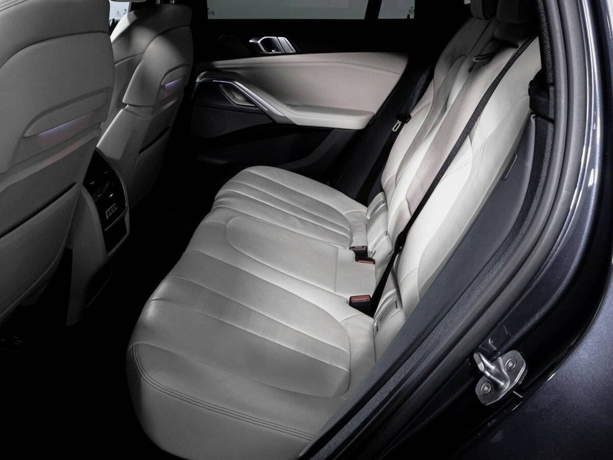 BMW X6 с пробегом — 2020 год. Фото: #9
