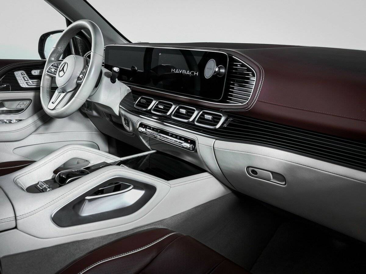Mercedes-Benz Maybach GLS с пробегом — 2022 год. Фото: #8