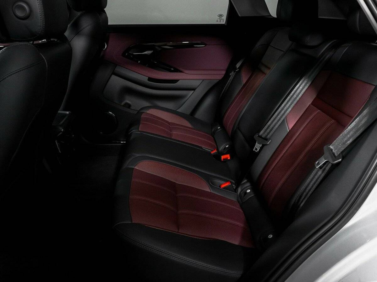 Land Rover Range Rover Evoque с пробегом — 2024 год. Фото: #9