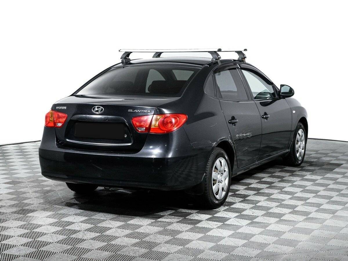 Hyundai Elantra с пробегом — 2008 год. Фото: #4