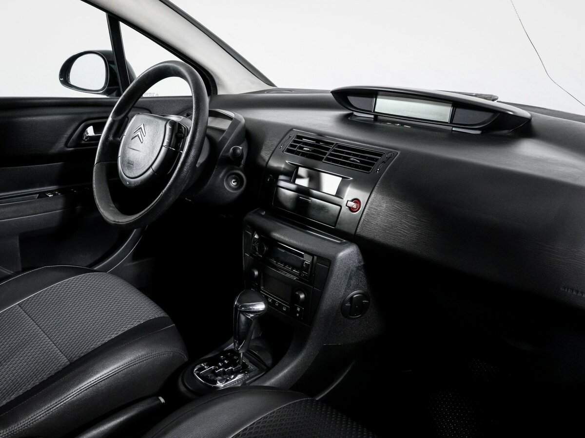 Citroen C4 с пробегом — 2008 год. Фото: #8