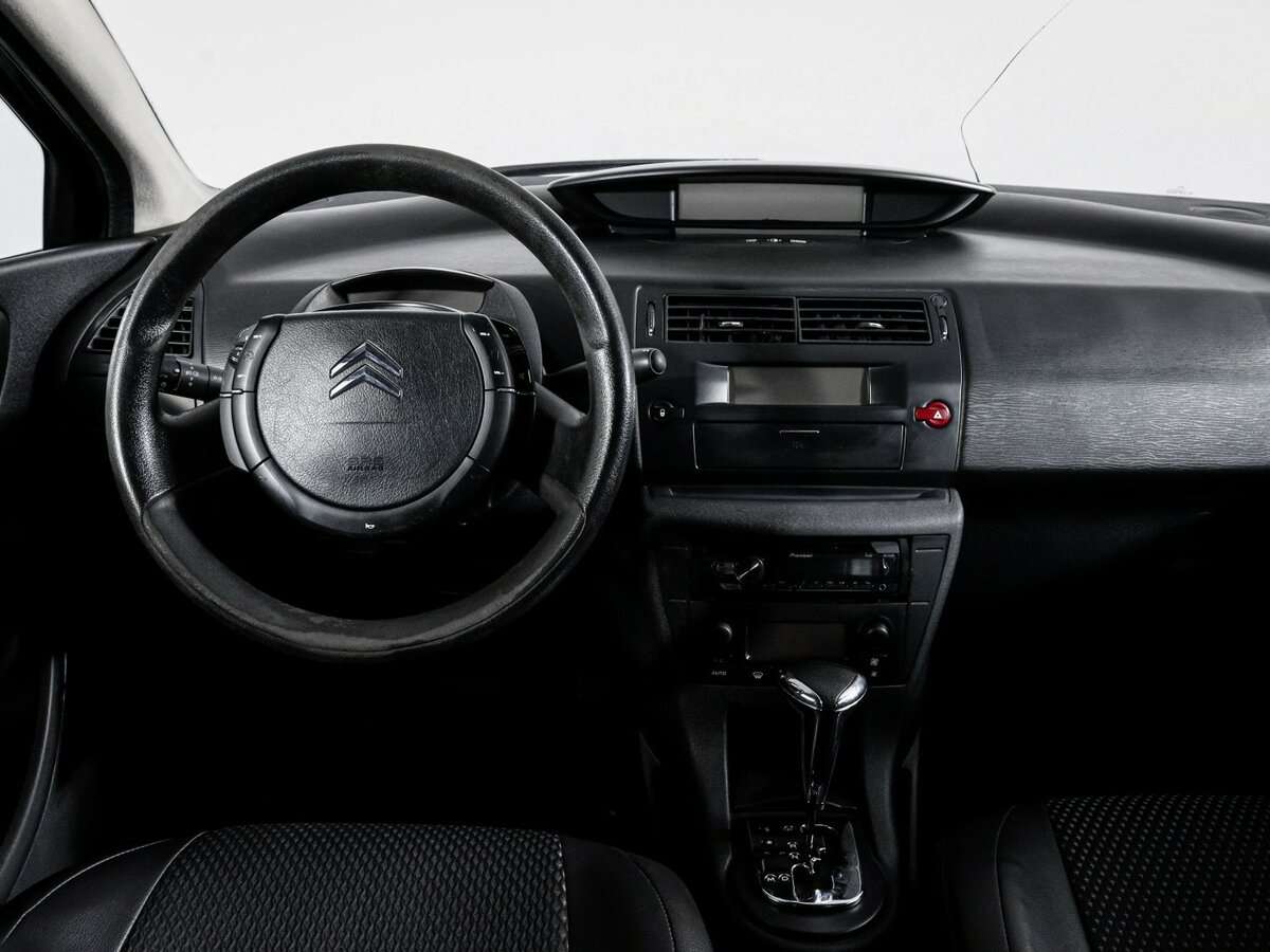 Citroen C4 с пробегом — 2008 год. Фото: #11