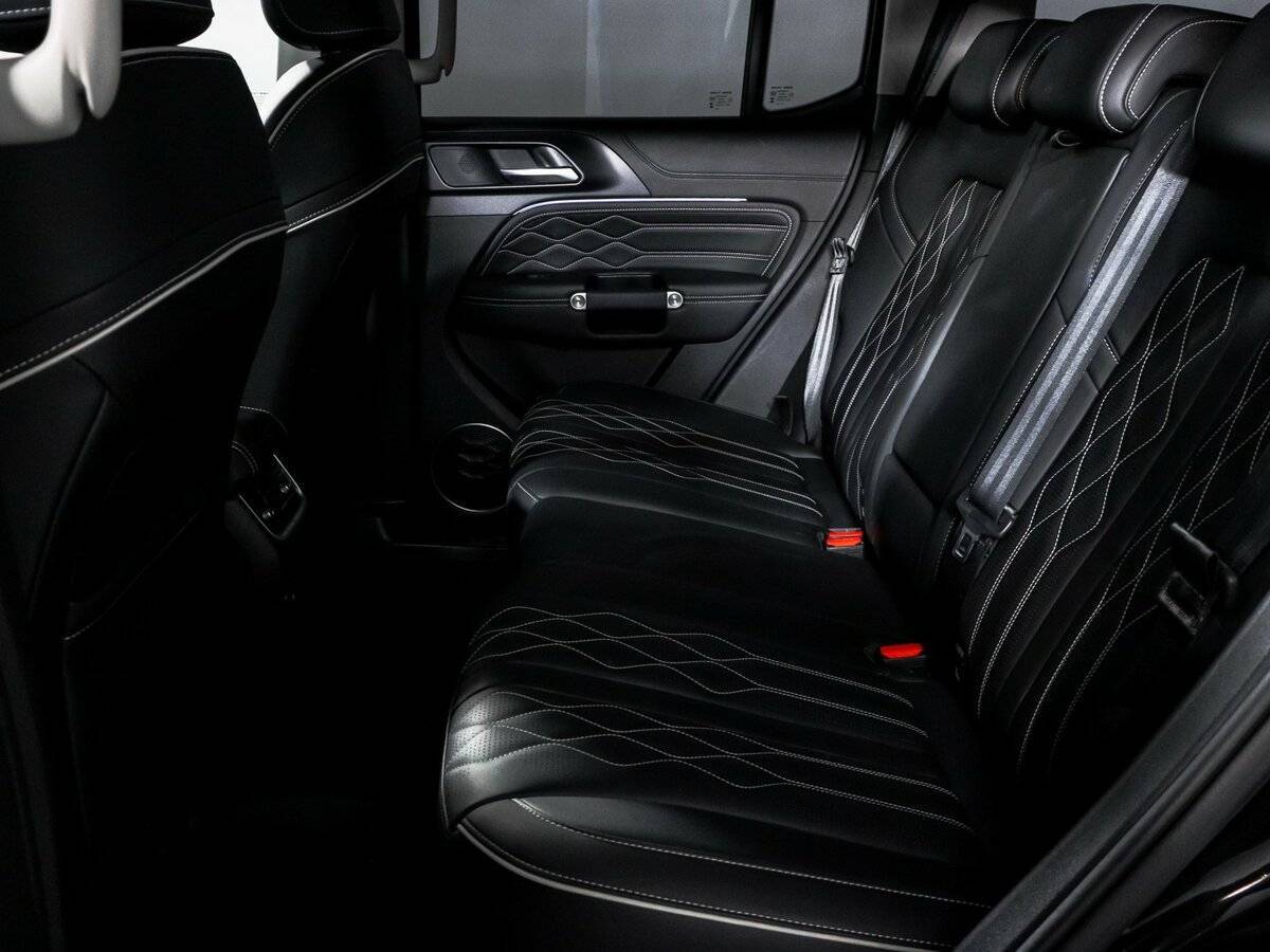 Tank 300 с пробегом — 2024 год. Фото: #9