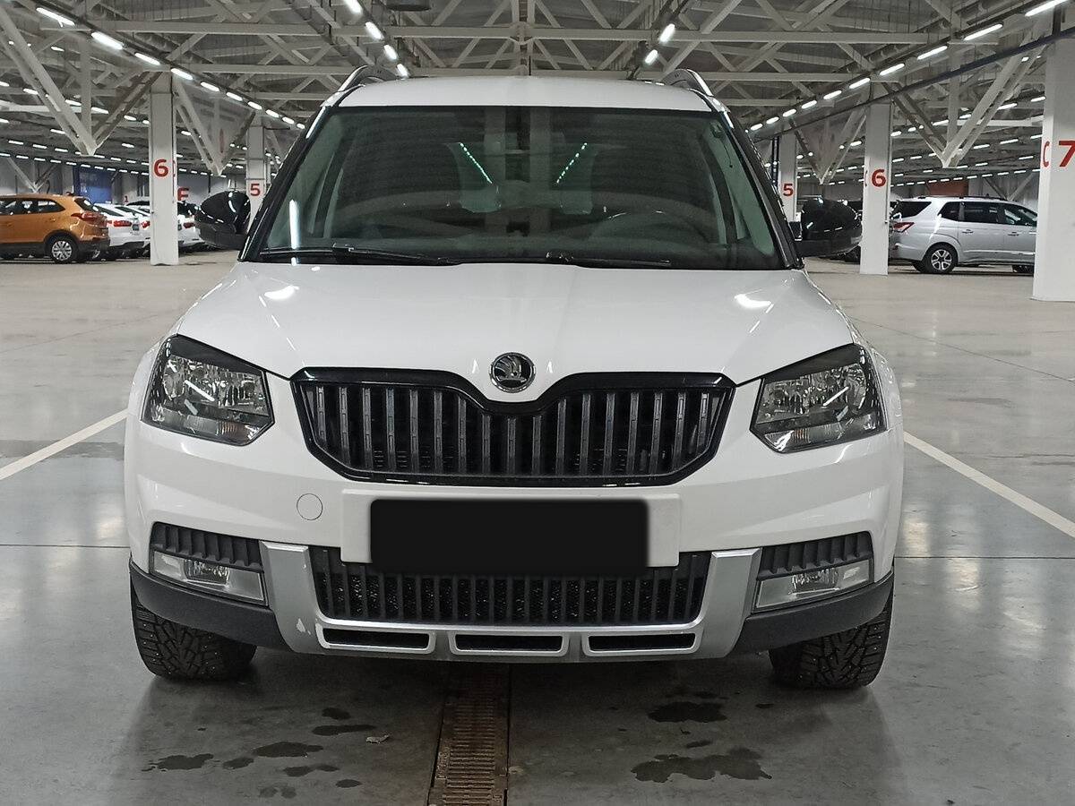 Skoda Yeti с пробегом — 2015 год. Фото: #1