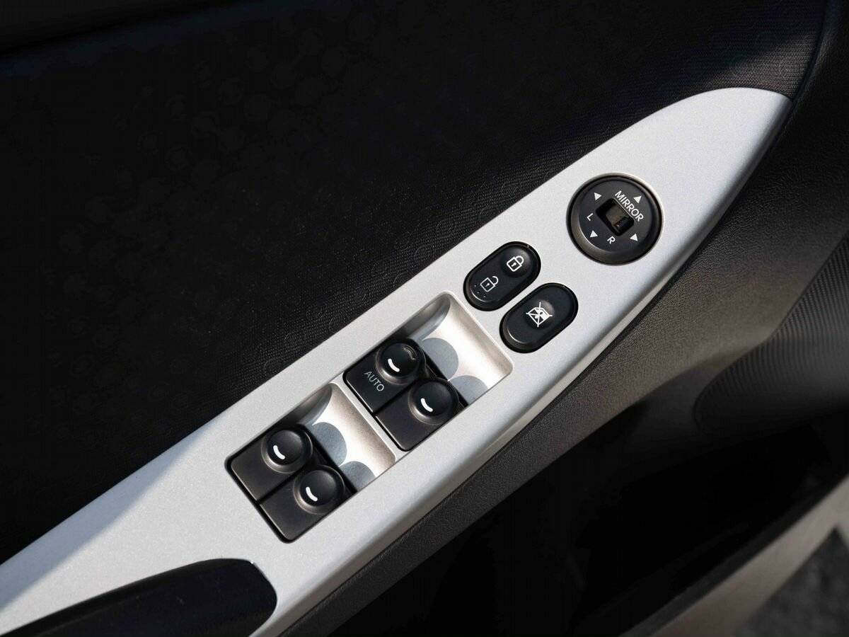 Hyundai Solaris с пробегом — 2014 год. Фото: #15