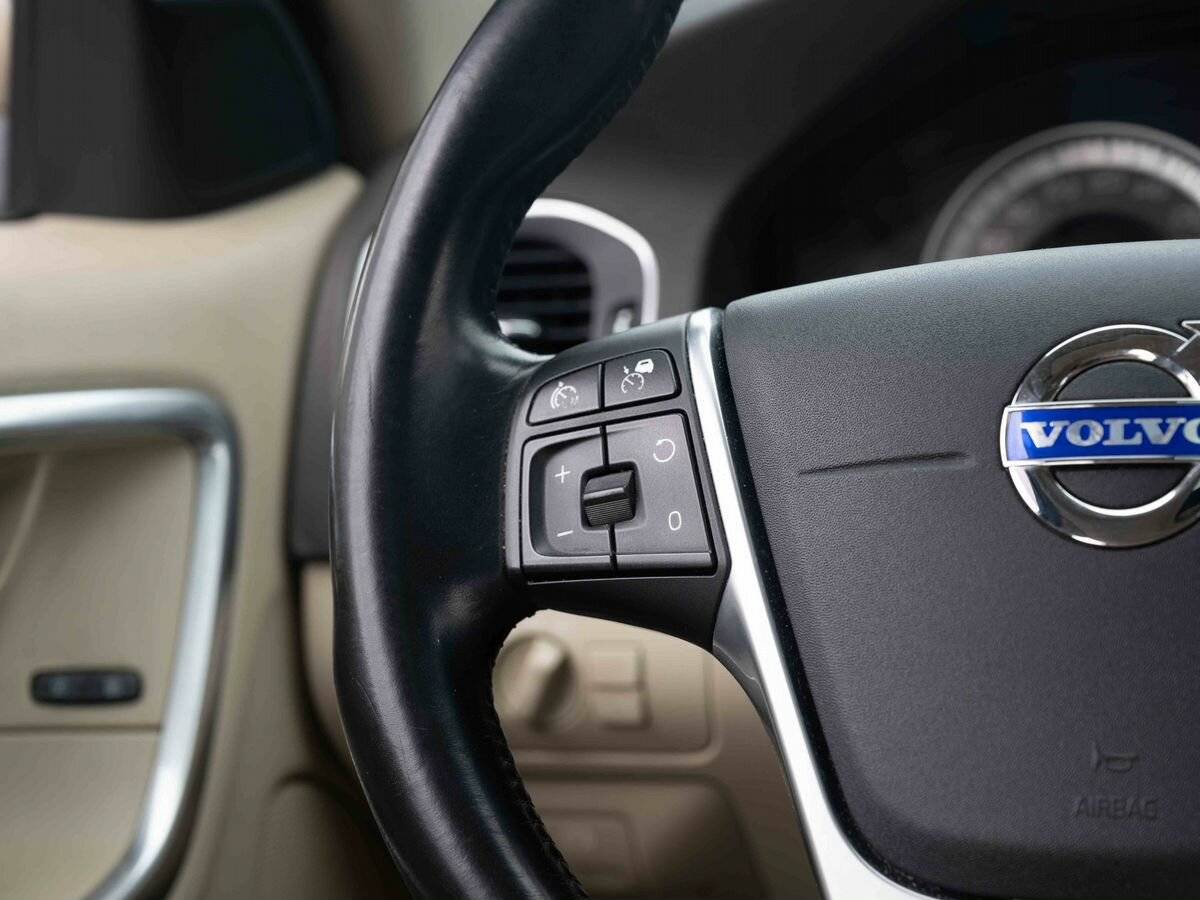 Volvo S60 с пробегом — 2011 год. Фото: #12