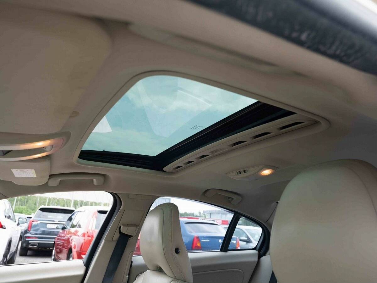 Volvo S60 с пробегом — 2011 год. Фото: #15