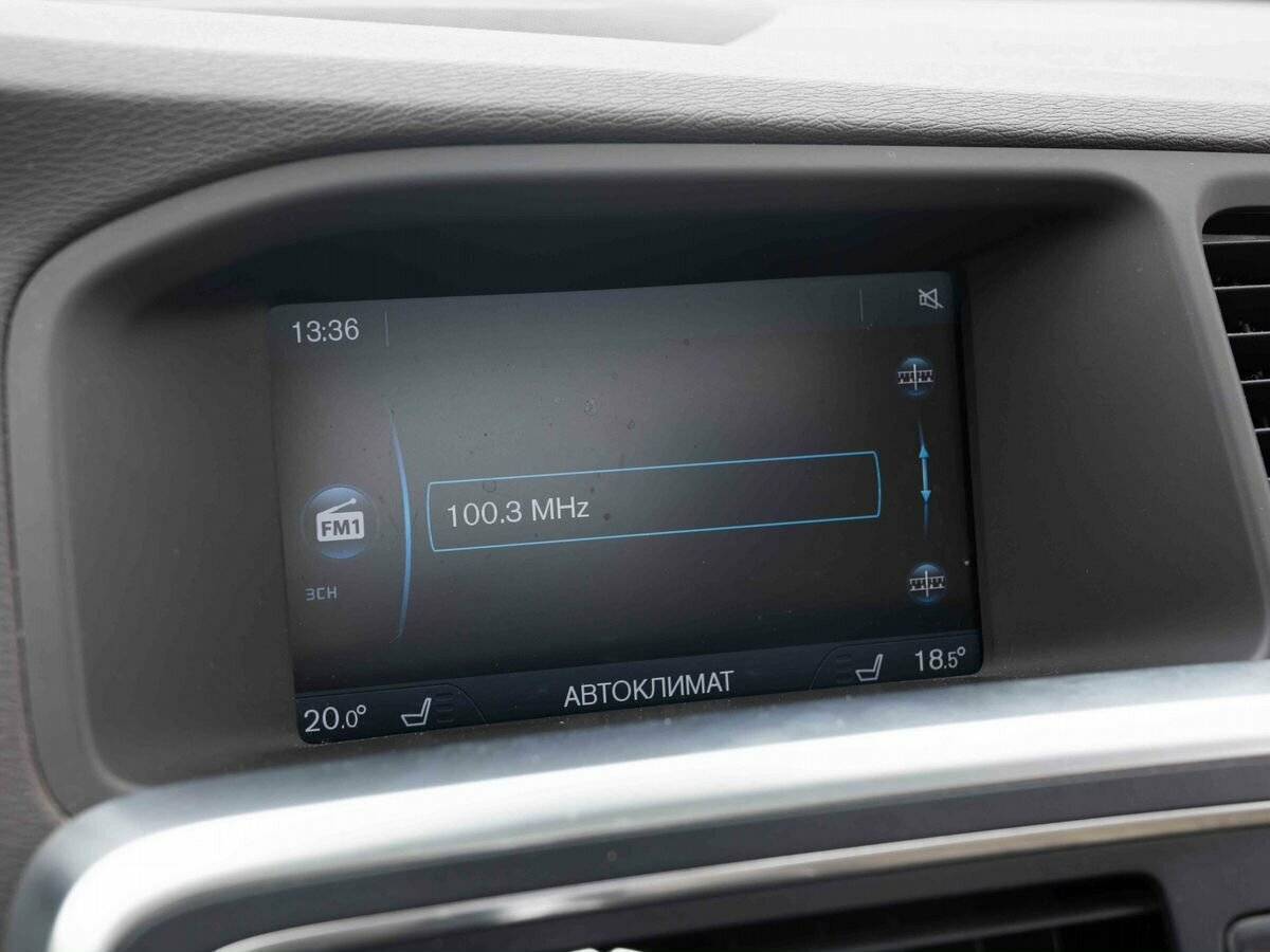 Volvo S60 с пробегом — 2011 год. Фото: #16