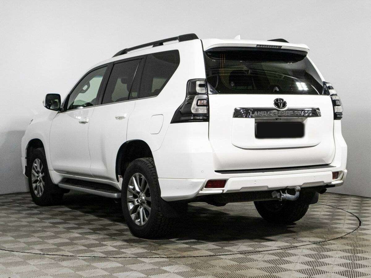 Toyota Land Cruiser Prado с пробегом — 2019 год. Фото: #6