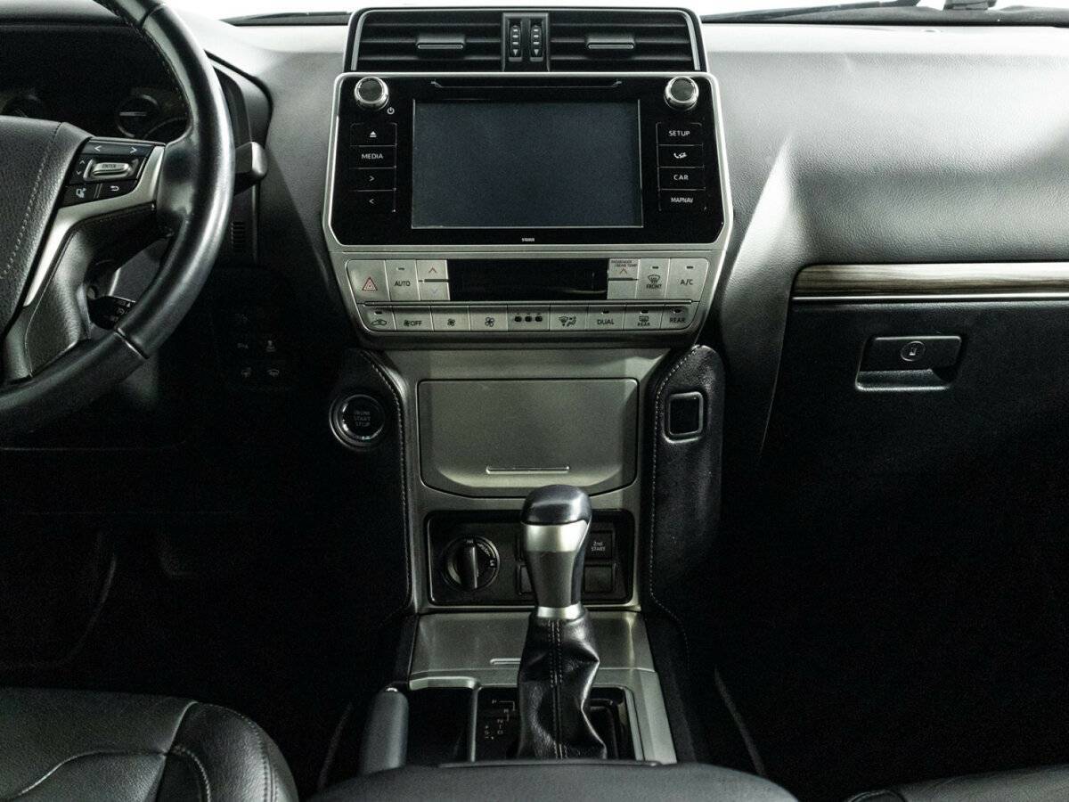 Toyota Land Cruiser Prado с пробегом — 2019 год. Фото: #13