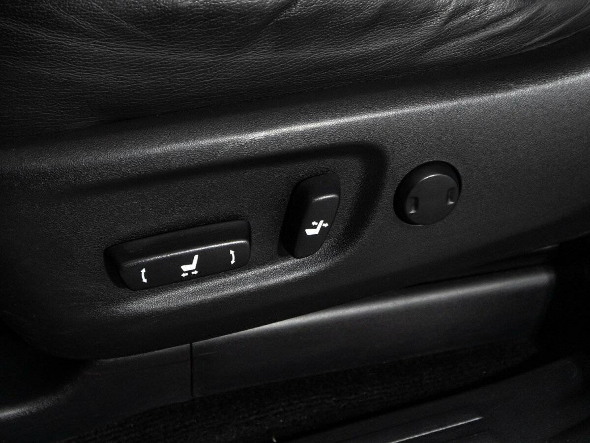 Toyota Land Cruiser Prado с пробегом — 2019 год. Фото: #15