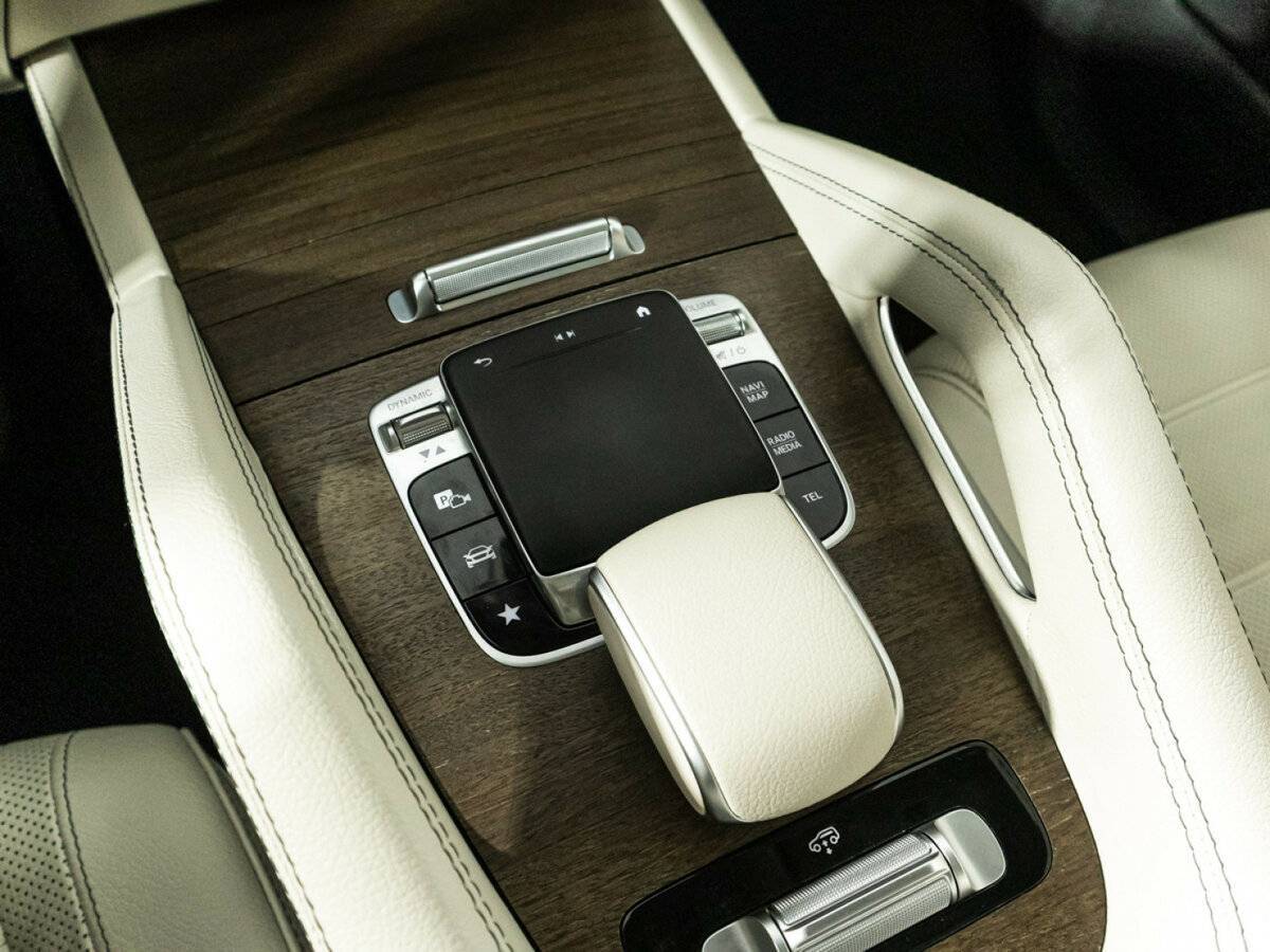 Mercedes-Benz GLS с пробегом — 2020 год. Фото: #25