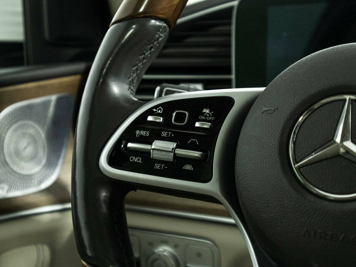 Mercedes-Benz GLS с пробегом — 2020 год. Фото: #28