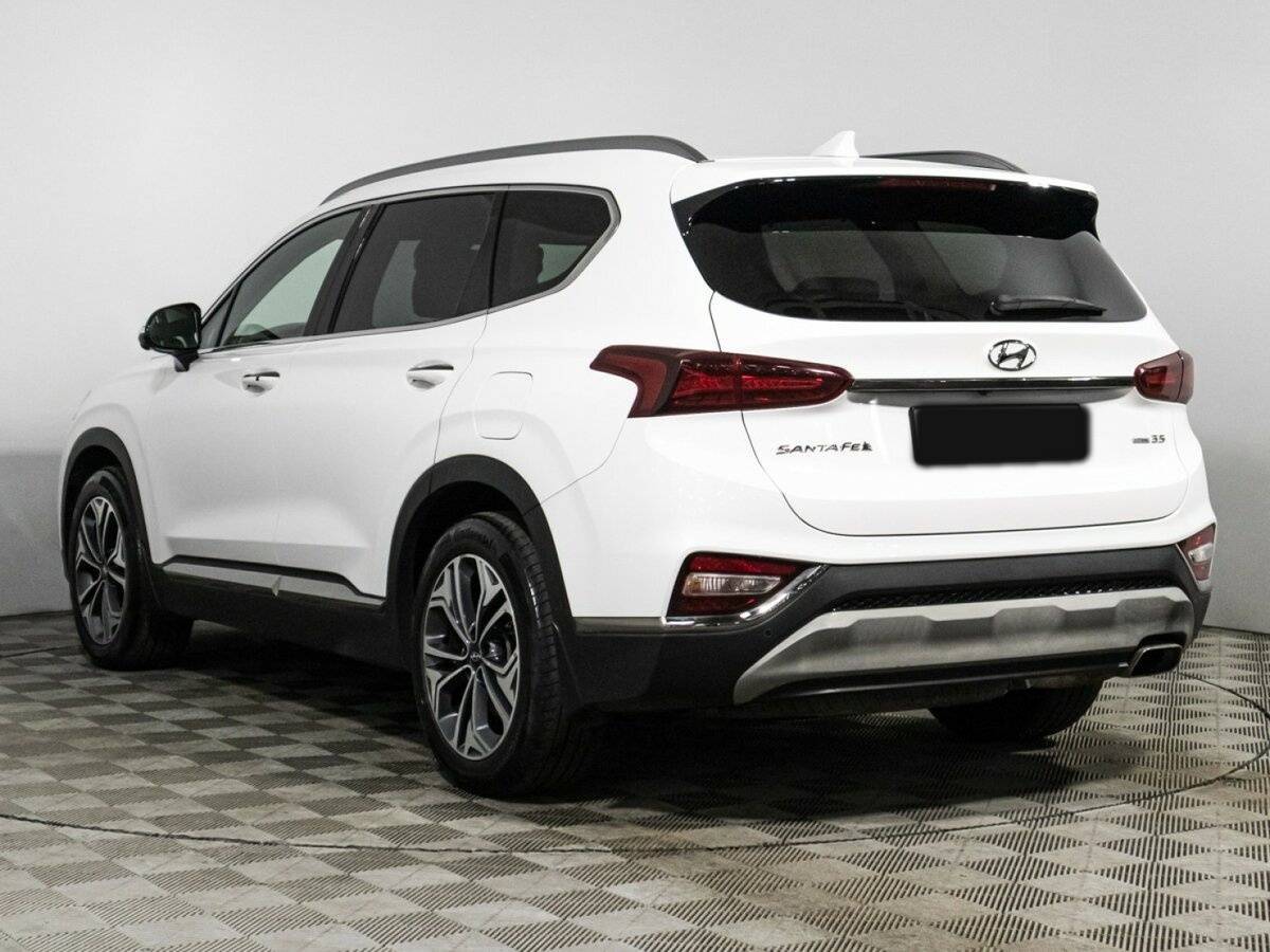 Hyundai Santa Fe с пробегом — 2019 год. Фото: #6