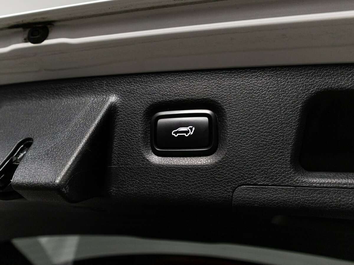 Hyundai Santa Fe с пробегом — 2019 год. Фото: #15