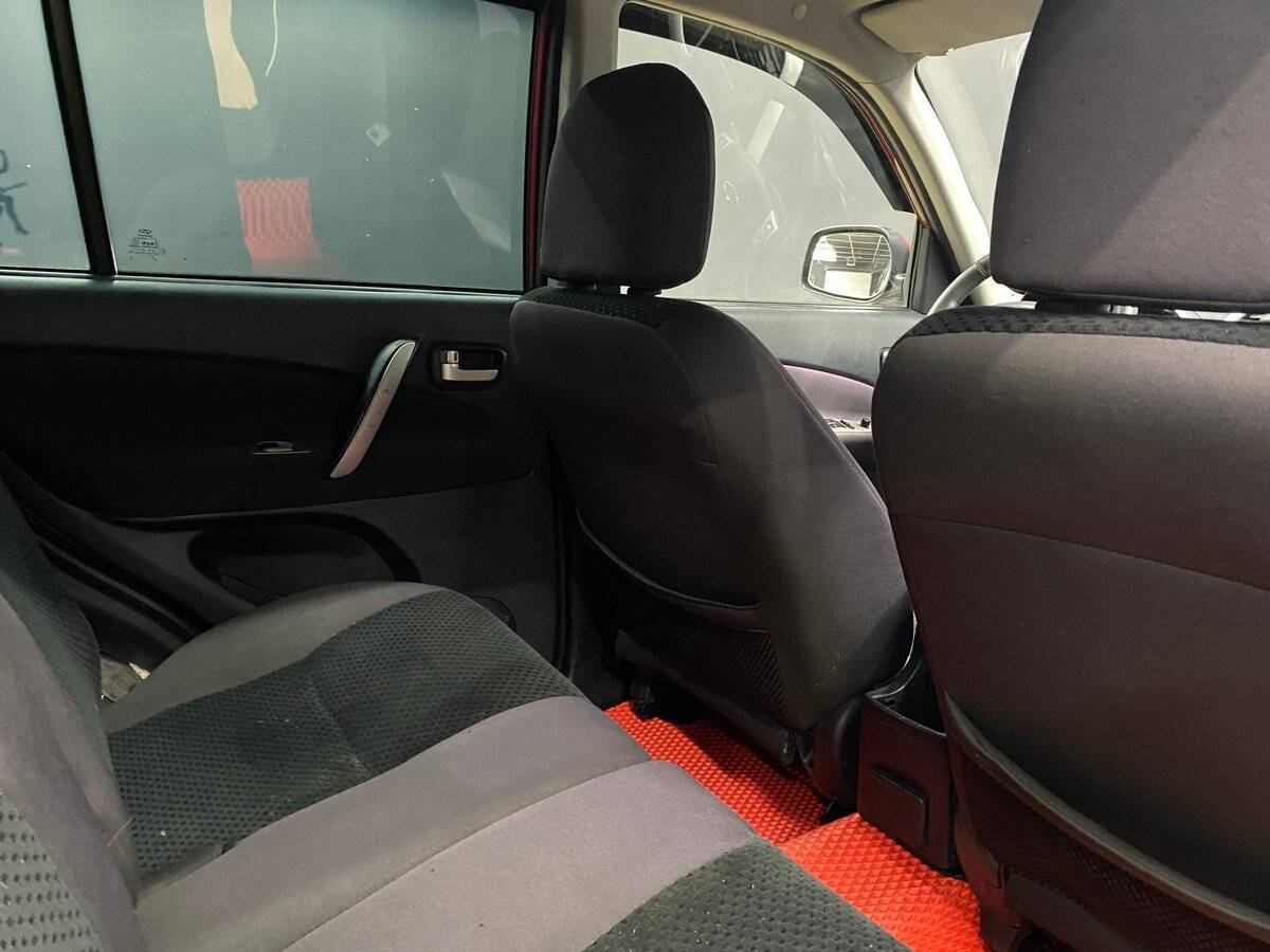 Chery Tiggo (T11) с пробегом — 2012 год. Фото: #9