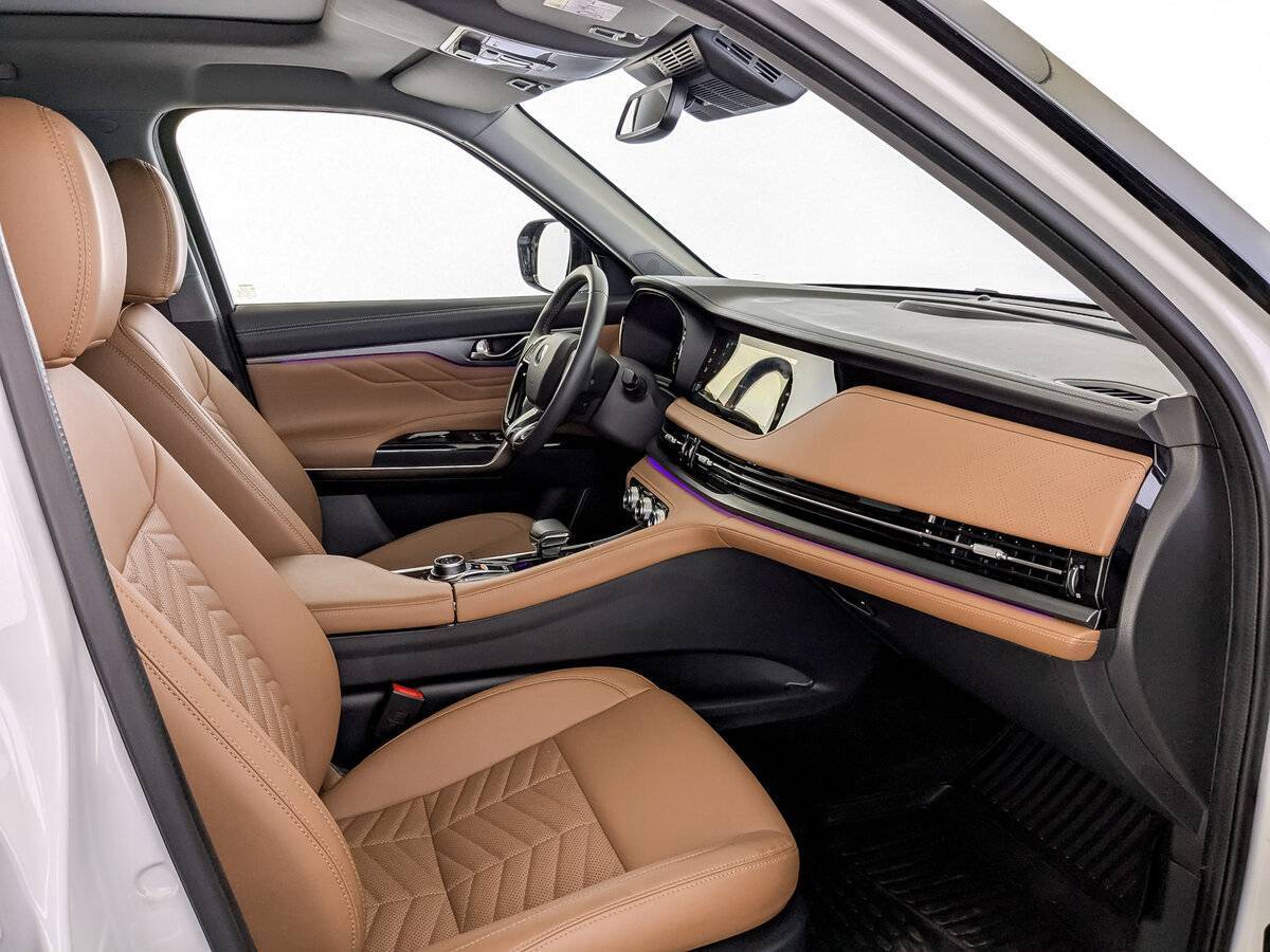 Changan CS95 с пробегом — 2023 год. Фото: #10