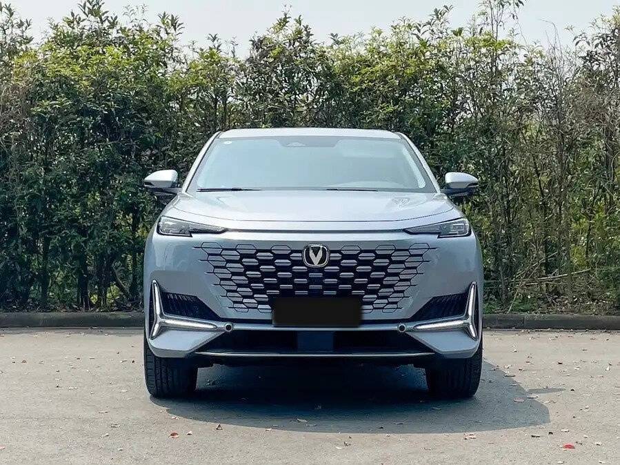 Changan UNI-K с пробегом — 2022 год. Фото: #1