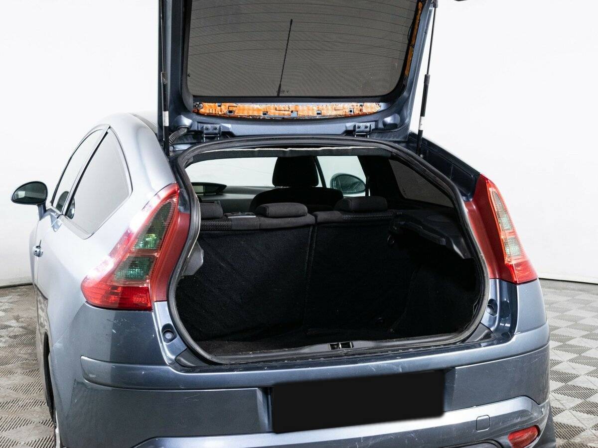 Citroen C4 с пробегом — 2006 год. Фото: #8