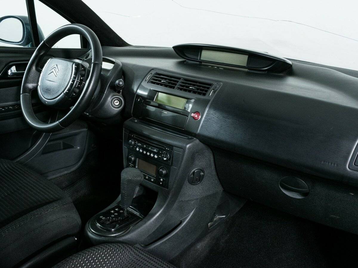 Citroen C4 с пробегом — 2006 год. Фото: #9