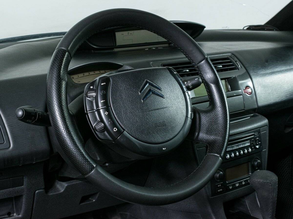 Citroen C4 с пробегом — 2006 год. Фото: #13