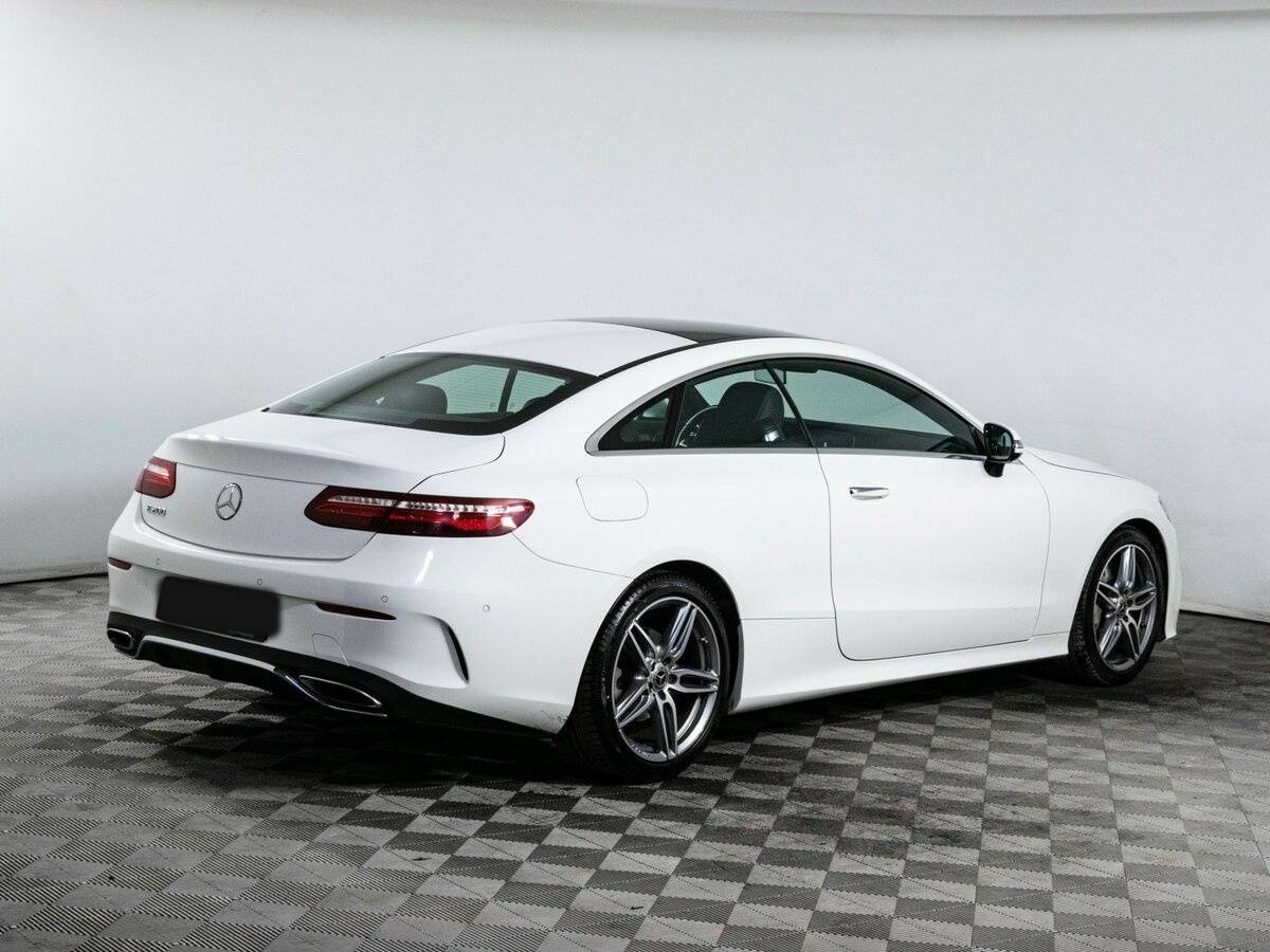Mercedes-Benz E-Класс с пробегом — 2017 год. Фото: #4