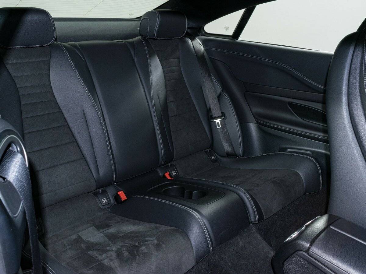 Mercedes-Benz E-Класс с пробегом — 2017 год. Фото: #12