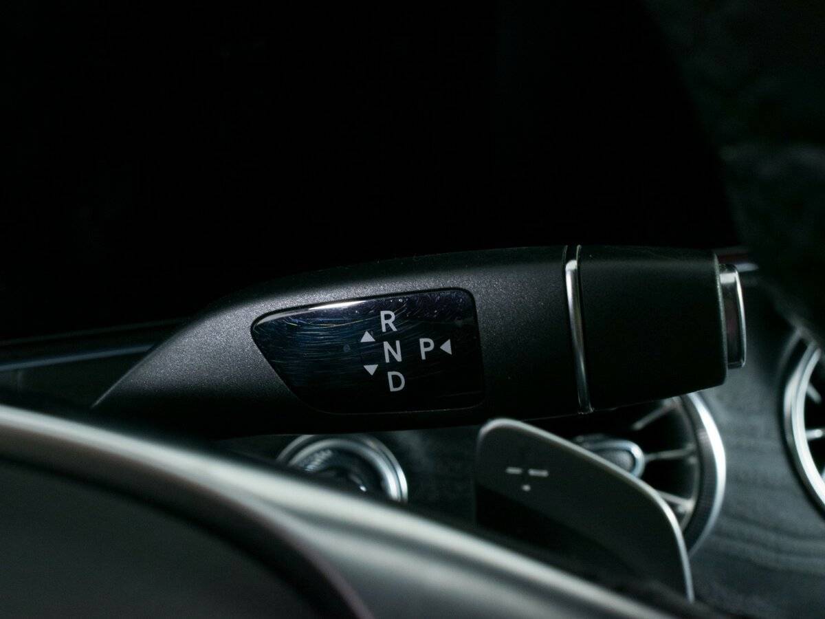 Mercedes-Benz E-Класс с пробегом — 2017 год. Фото: #17