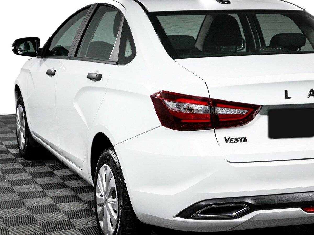 Lada (ВАЗ) Vesta с пробегом — 2023 год. Фото: #19