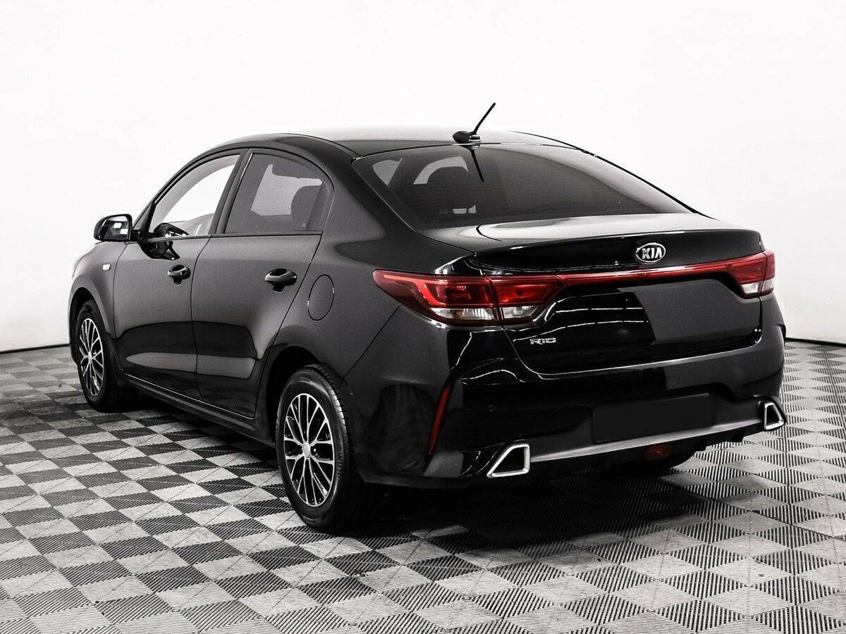 Kia Rio с пробегом — 2020 год. Фото: #6
