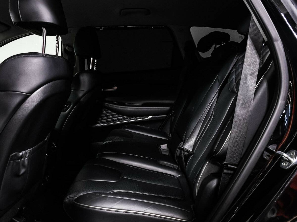 Hyundai Santa Fe с пробегом — 2021 год. Фото: #12