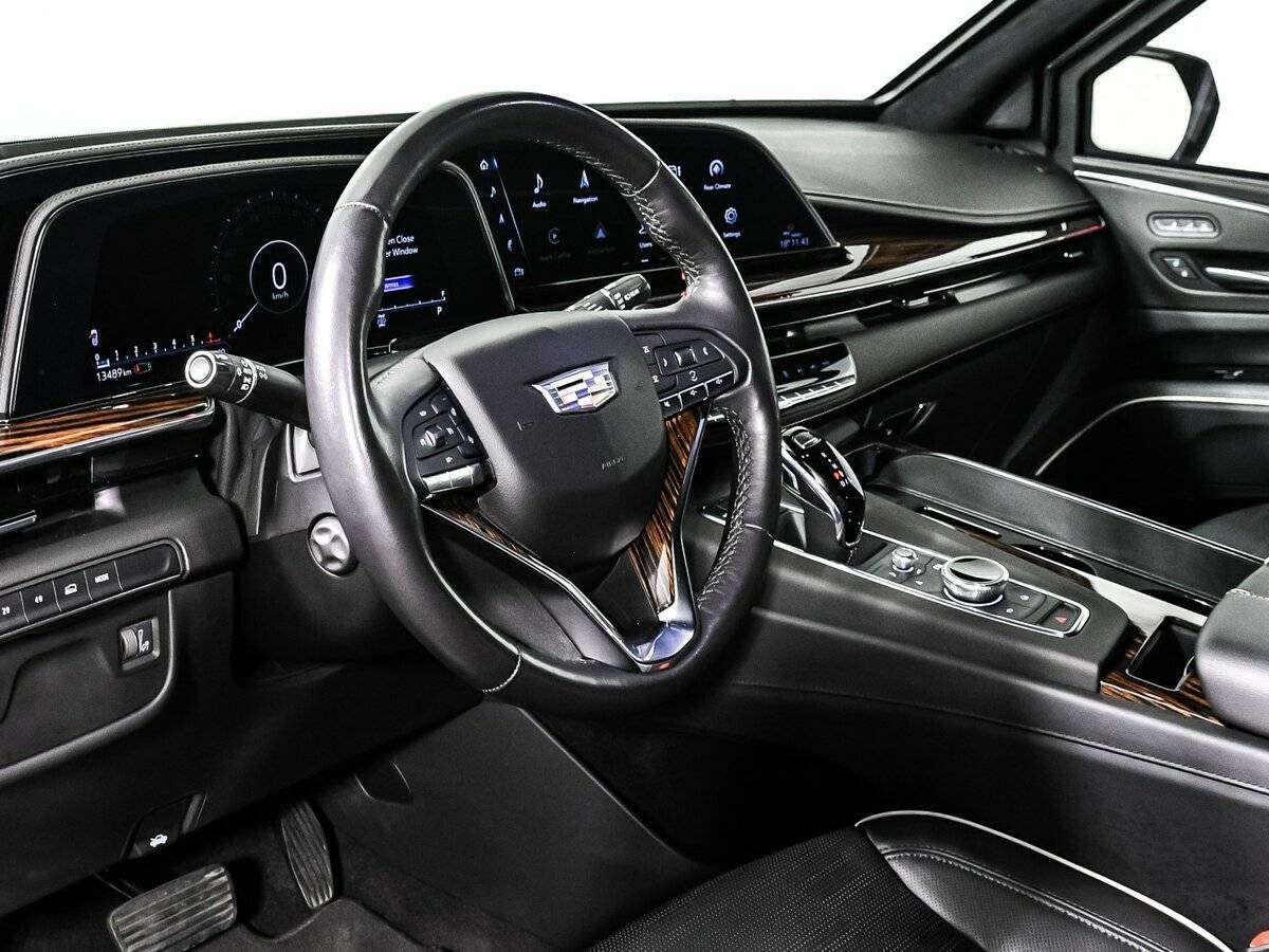 Cadillac Escalade с пробегом — 2022 год. Фото: #10