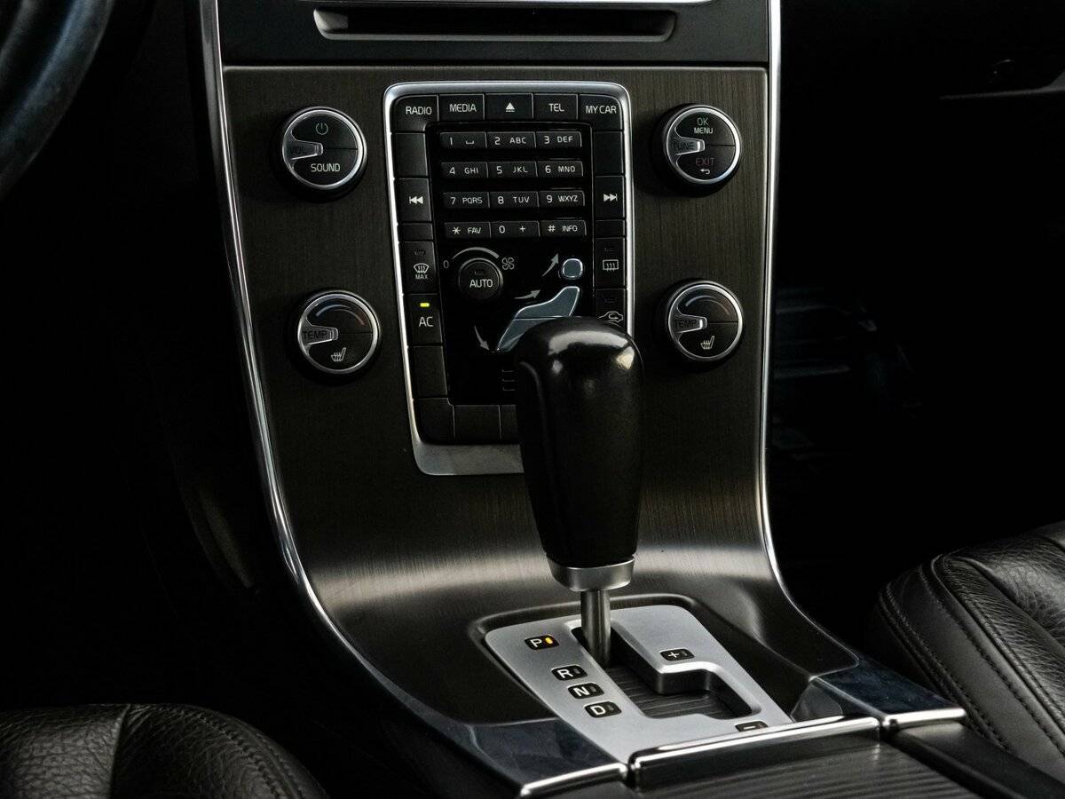 Volvo S60 с пробегом — 2011 год. Фото: #12