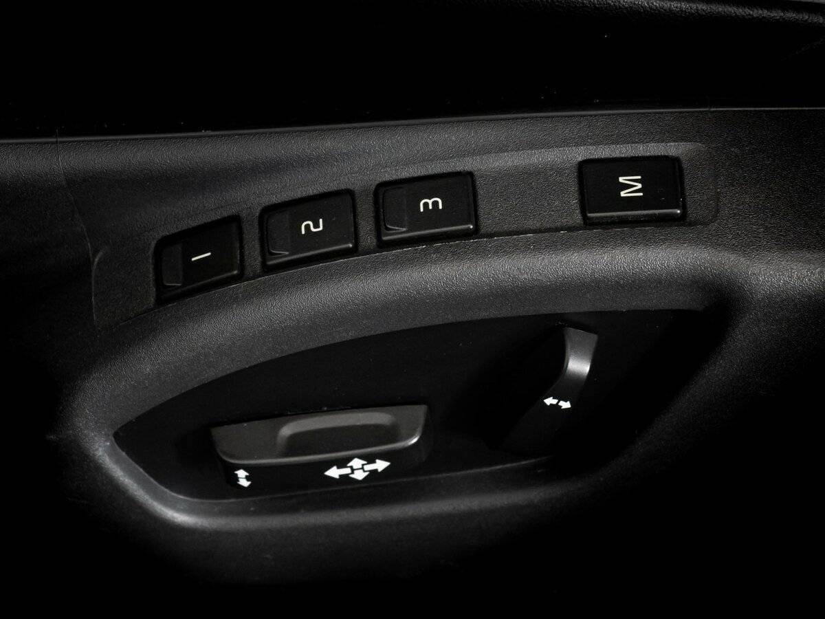 Volvo S60 с пробегом — 2011 год. Фото: #16