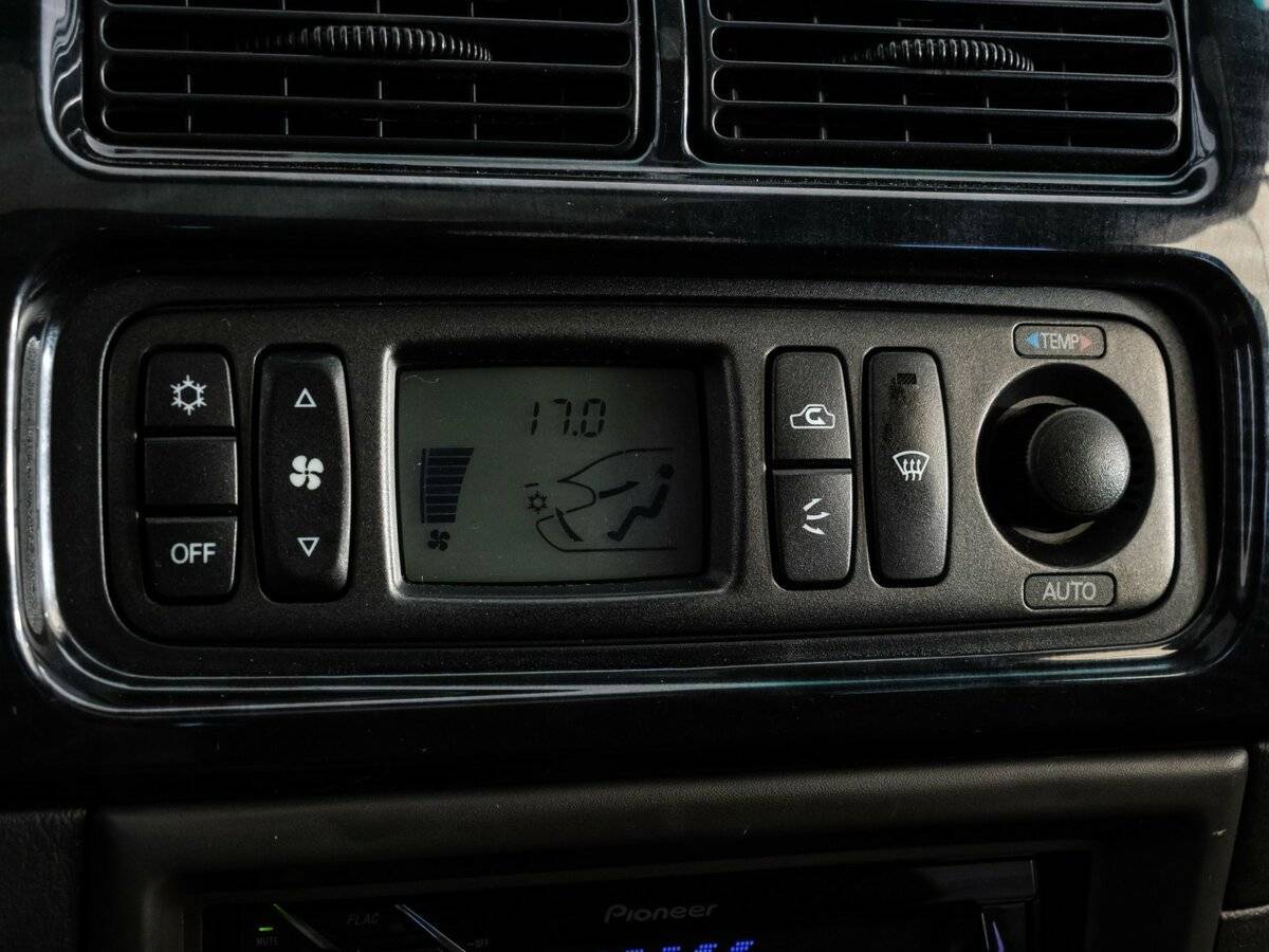 Mitsubishi Pajero Sport с пробегом — 2007 год. Фото: #12