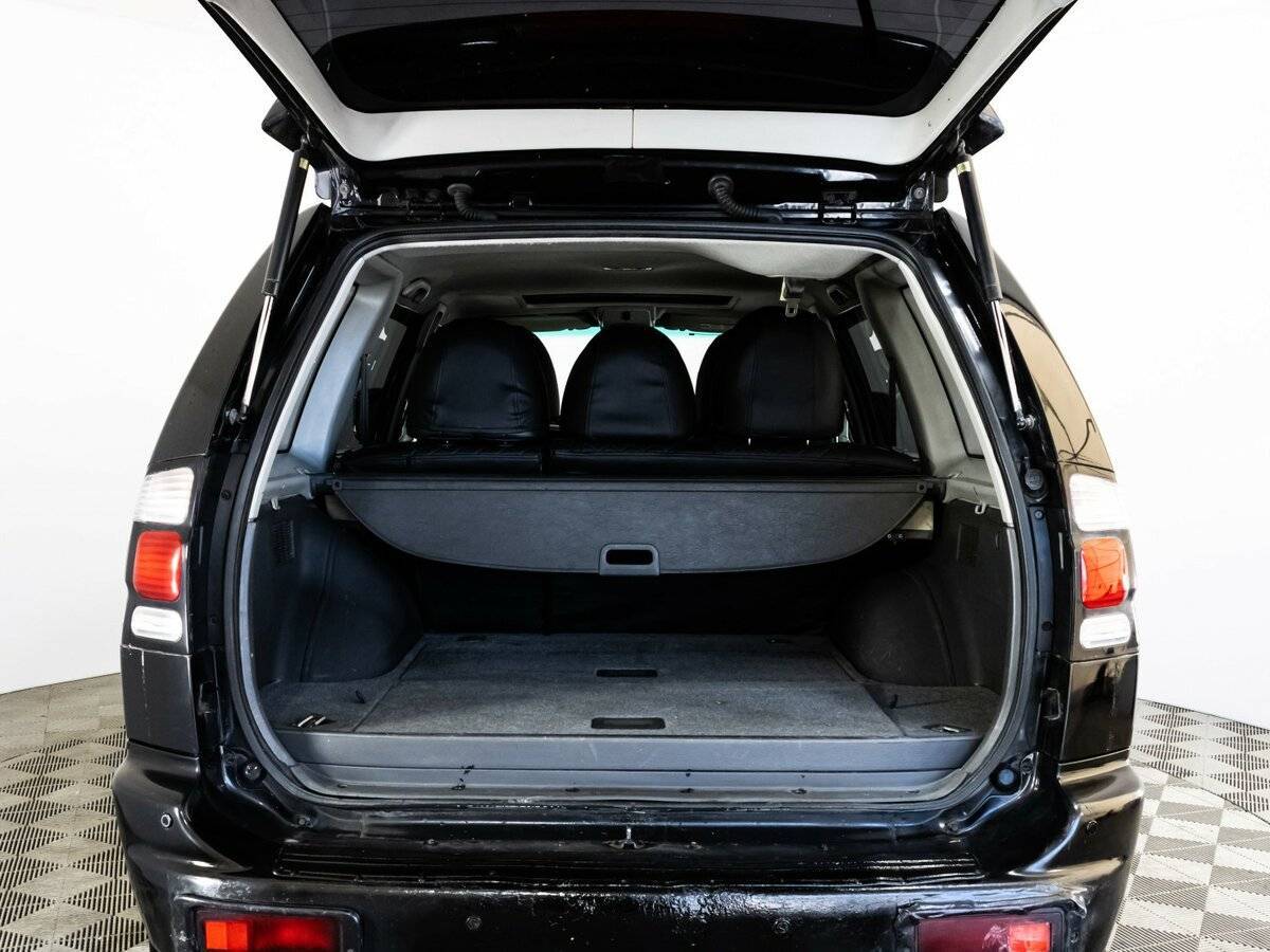 Mitsubishi Pajero Sport с пробегом — 2007 год. Фото: #16