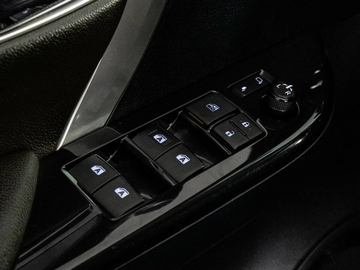 Toyota Fortuner с пробегом — 2018 год. Фото: #21