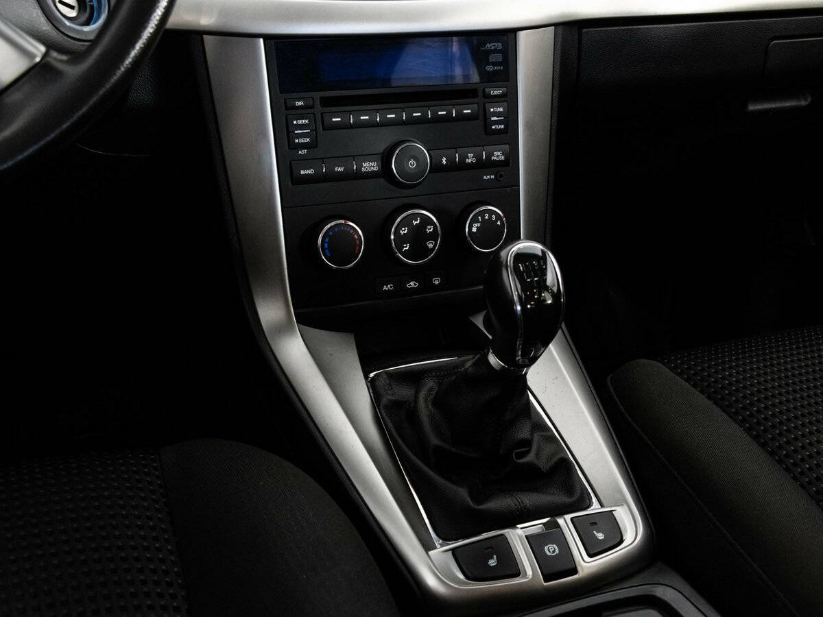 Chevrolet Captiva с пробегом — 2014 год. Фото: #8