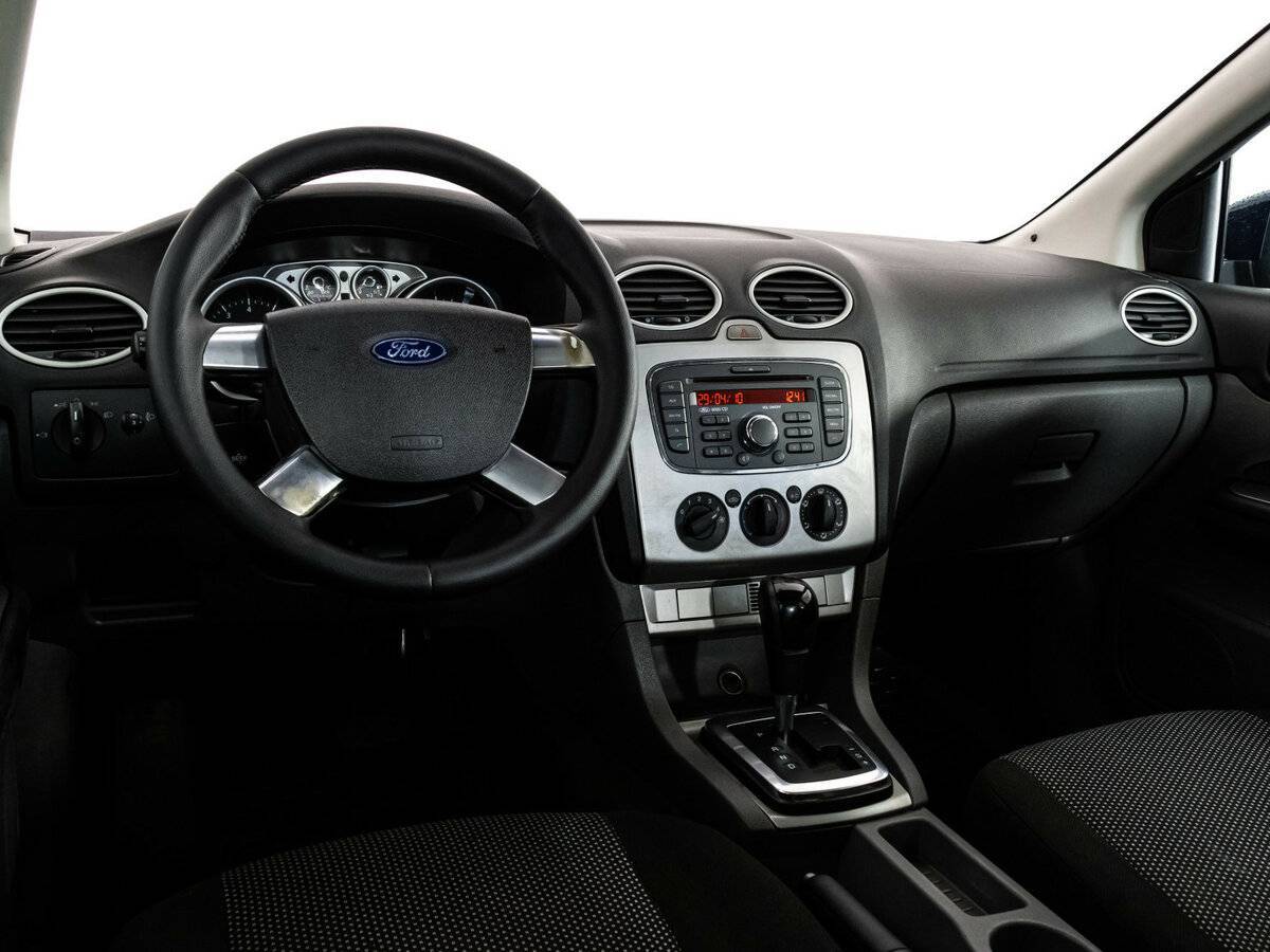 Ford Focus с пробегом — 2010 год. Фото: #8